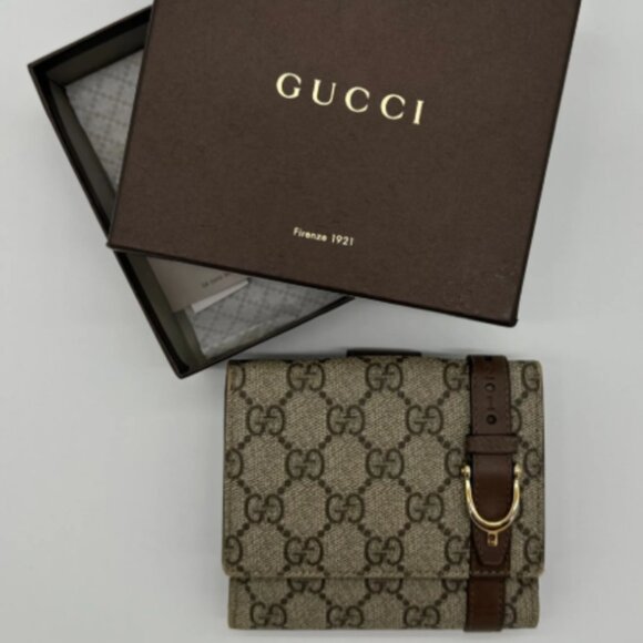 Gucci Supreme Compact Wallet - Picture 1 of 1